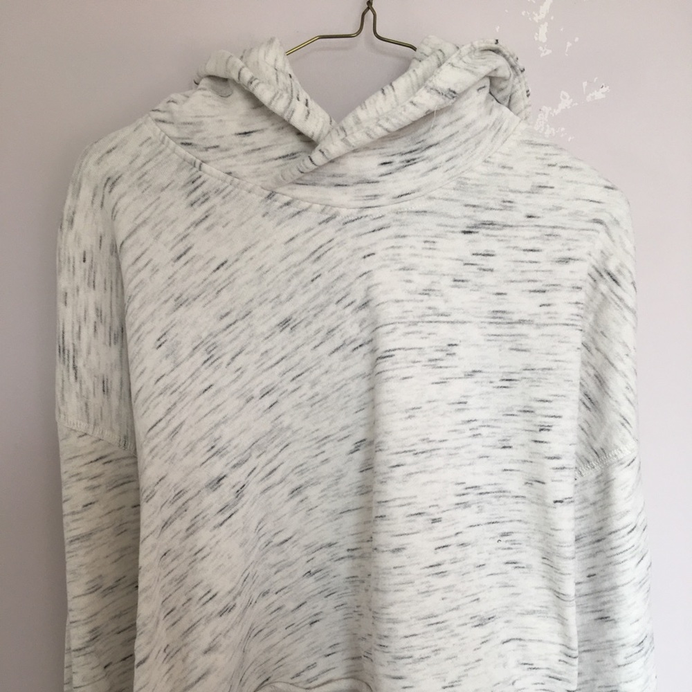 Abercrombie cropped sweatshirt